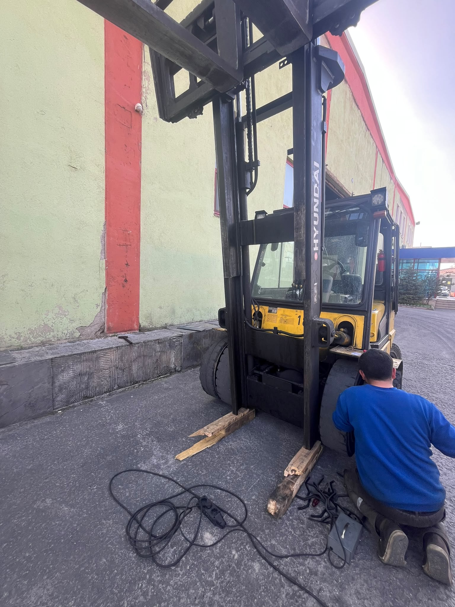 Densa Forklift